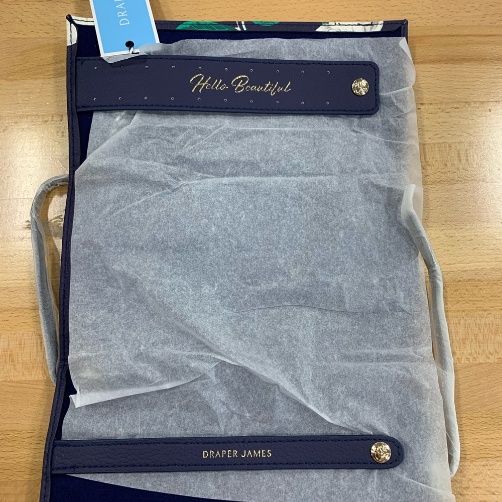 Draper James Jewelry Roll - Picture 6 of 7